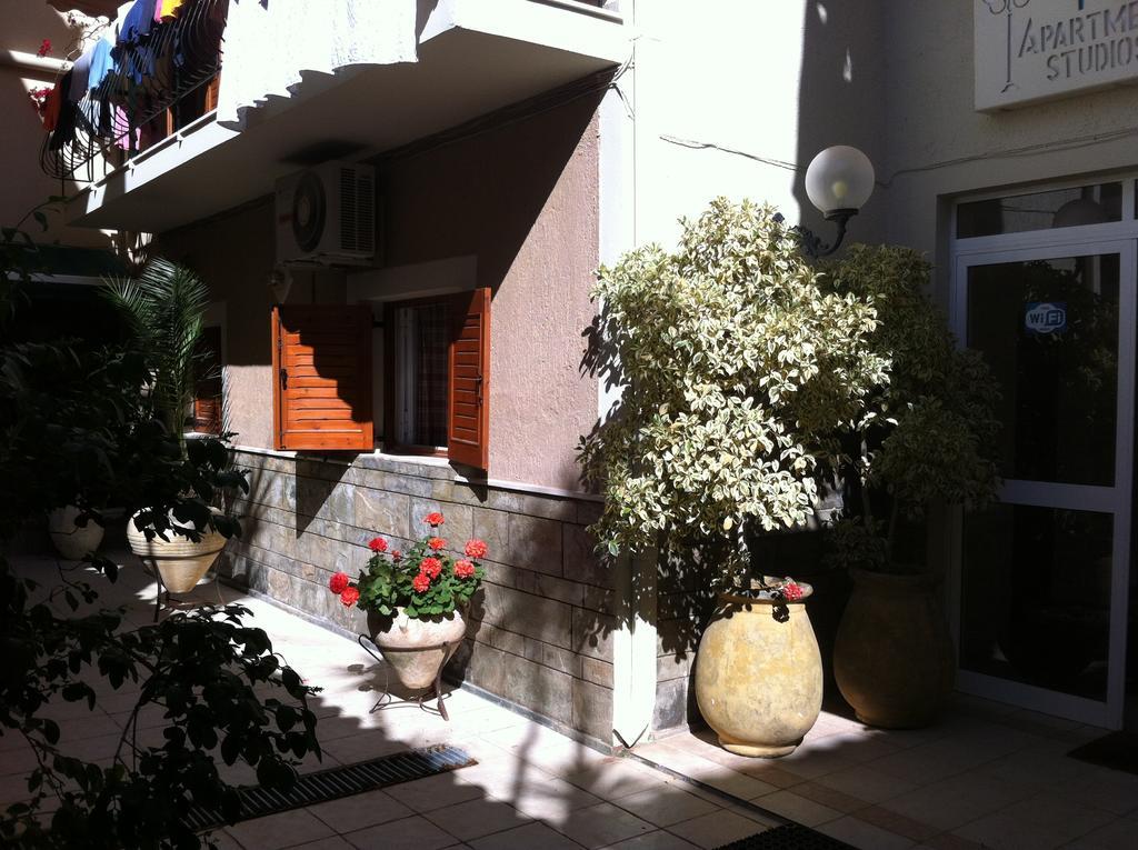 Monteduca Apartments Argostolion Dış mekan fotoğraf